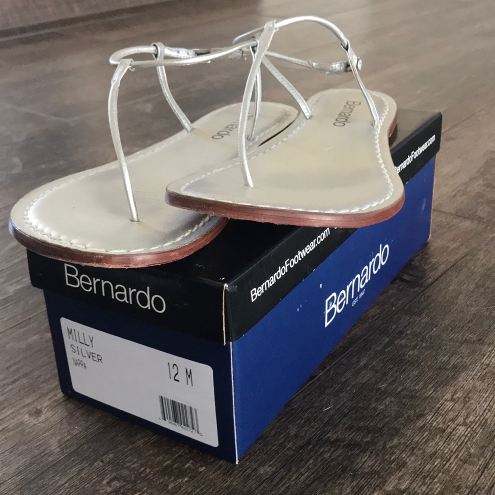 Bernardo Milly Sandals Size 12